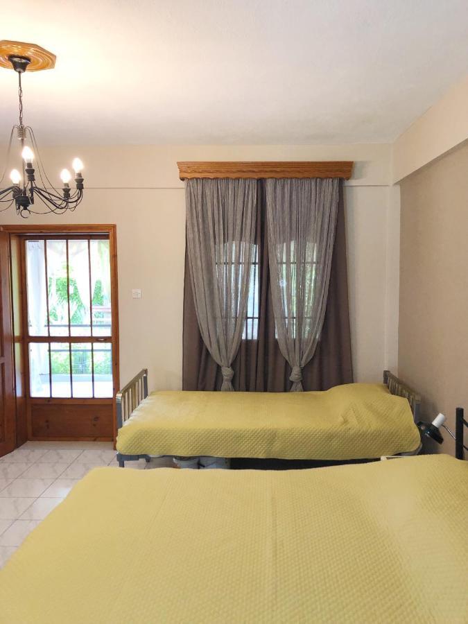 Mimi'S Studio Karianí 外观 照片